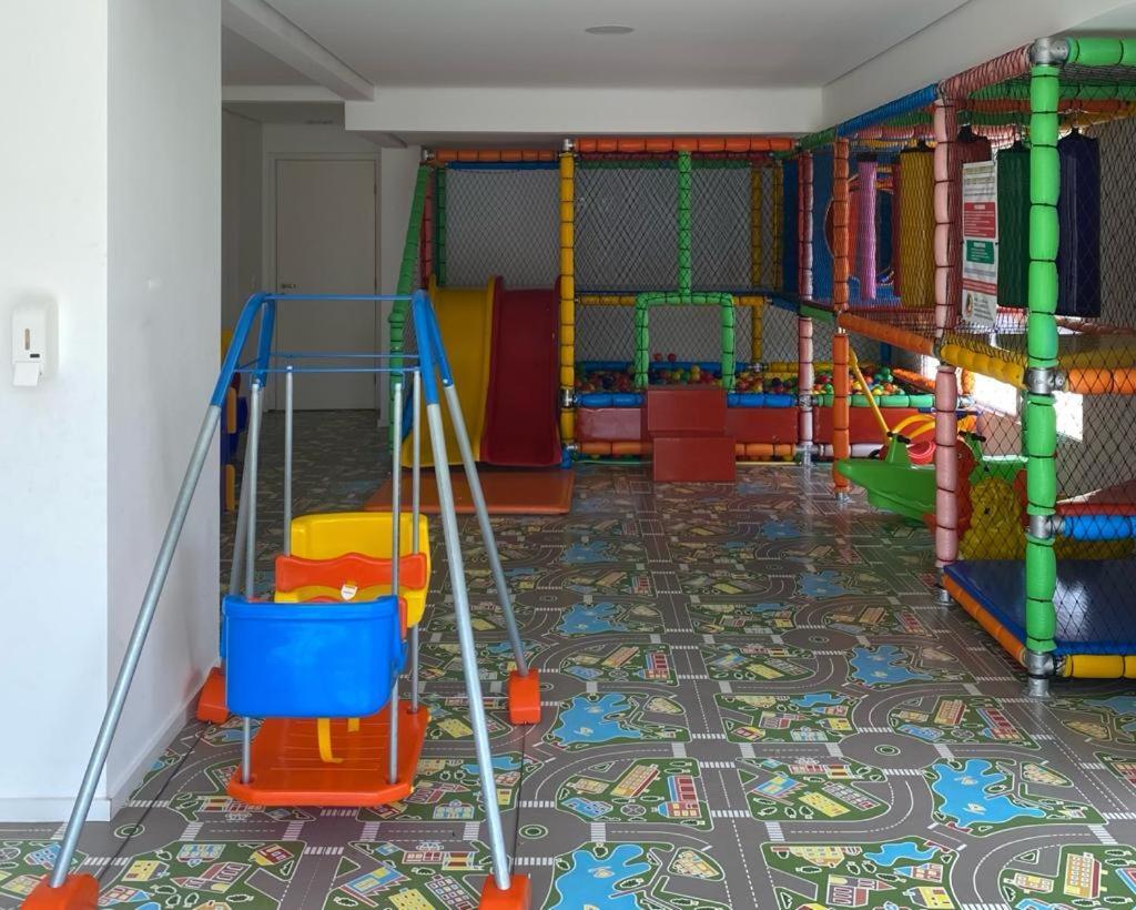 Apto 15º Andar - Varanda Vista Mar - Enseada Apartment กัวรูจา ภายนอก รูปภาพ