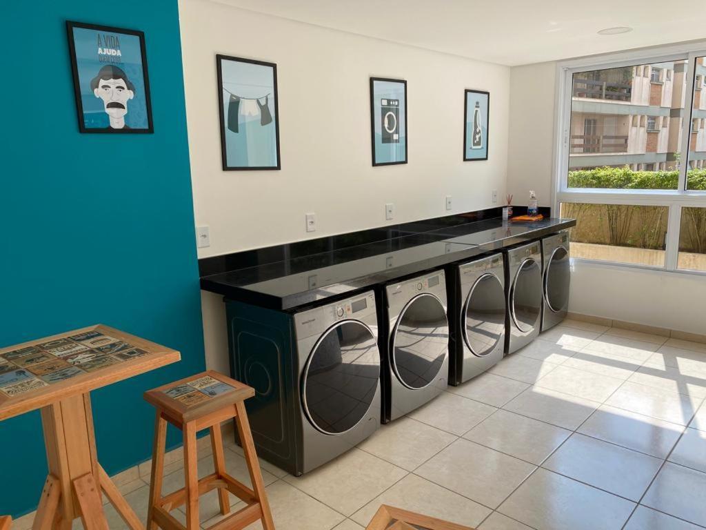 Apto 15º Andar - Varanda Vista Mar - Enseada Apartment กัวรูจา ภายนอก รูปภาพ