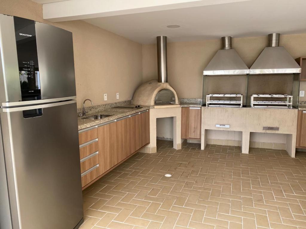 Apto 15º Andar - Varanda Vista Mar - Enseada Apartment กัวรูจา ภายนอก รูปภาพ