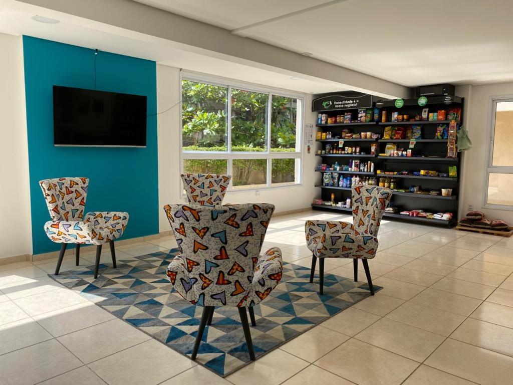 Apto 15º Andar - Varanda Vista Mar - Enseada Apartment กัวรูจา ภายนอก รูปภาพ